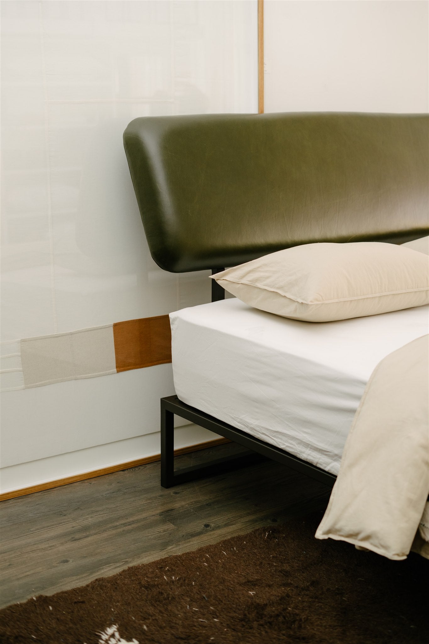 The Angle Bed