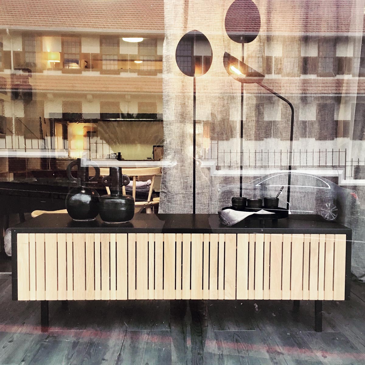 The Vertical Slatted Media Unit