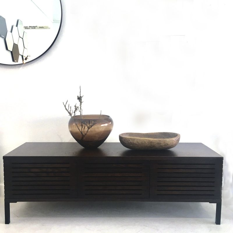 The Horizontal Slatted Media Unit