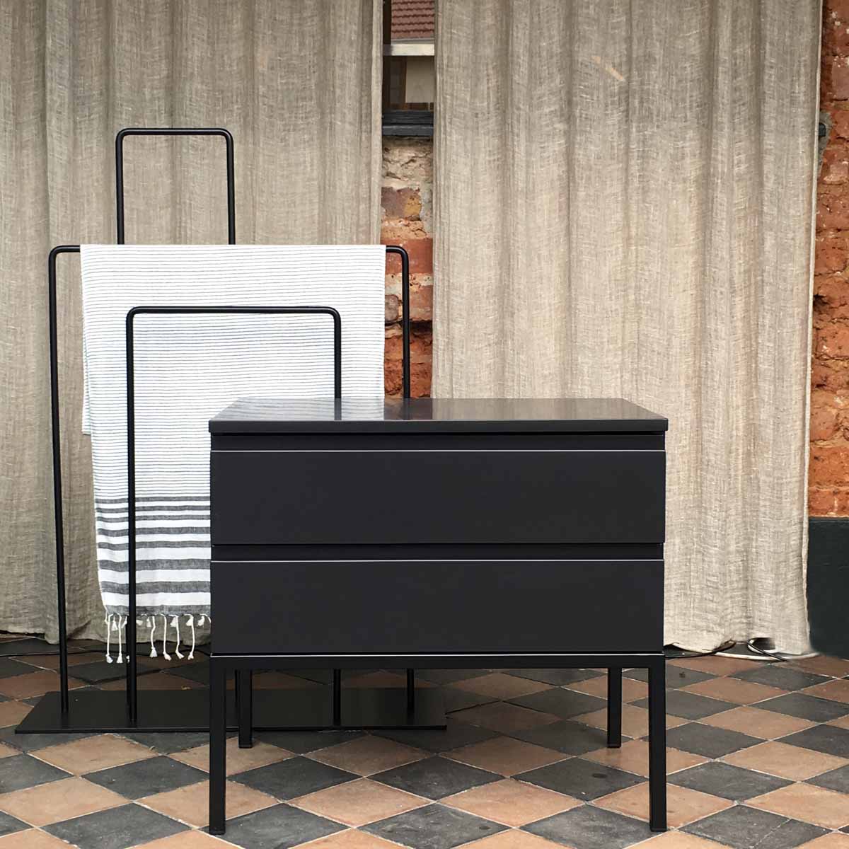 The Square Frame Pedestal – Timber or Metal Frame