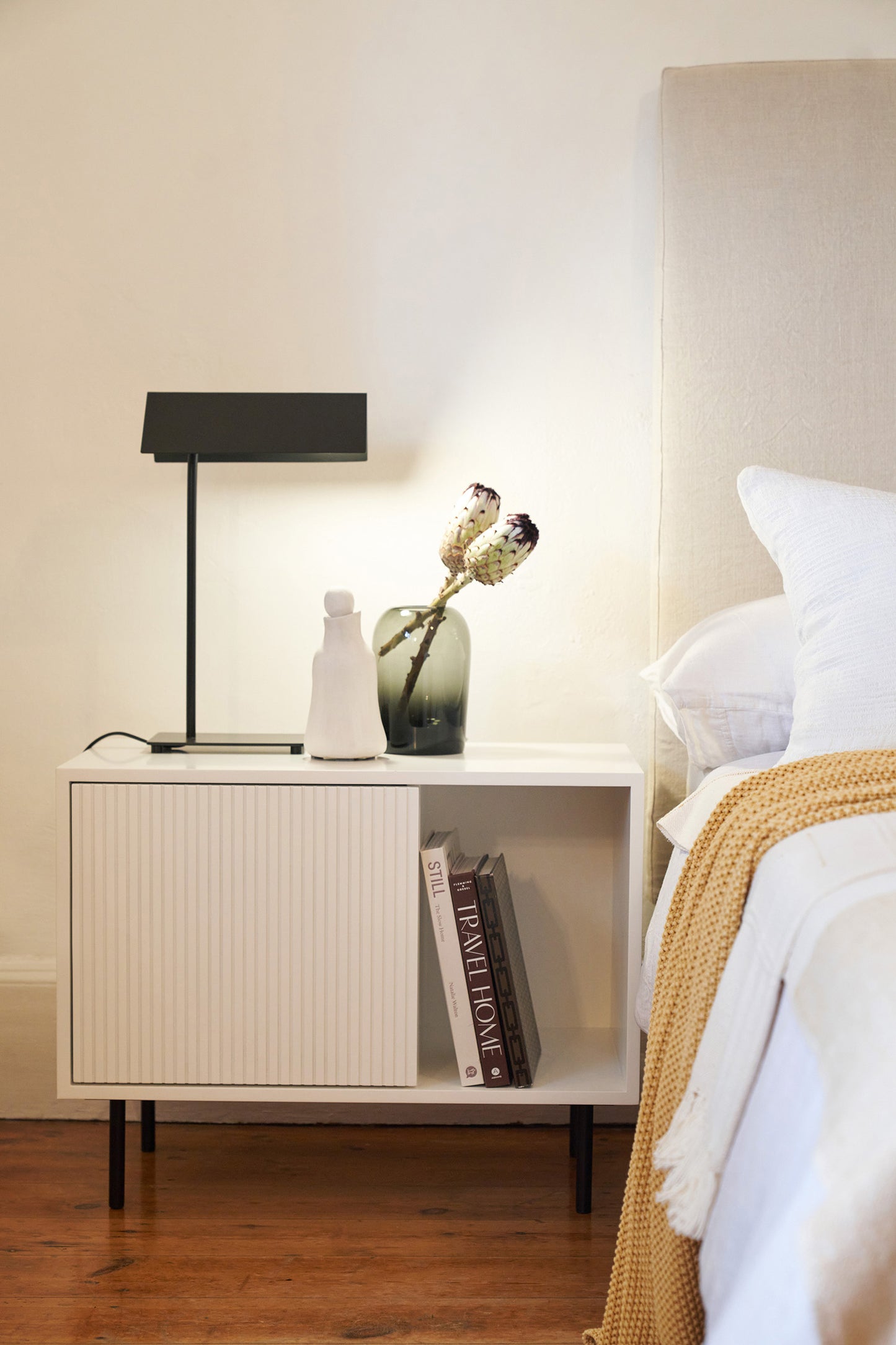 The Groove Pedestal with Door