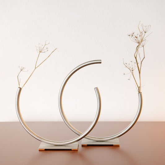 The Curved Single Stem Vase - Stainless Steel