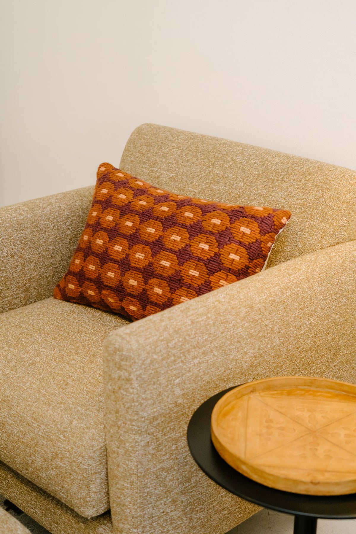 The Dinky Retro Chair