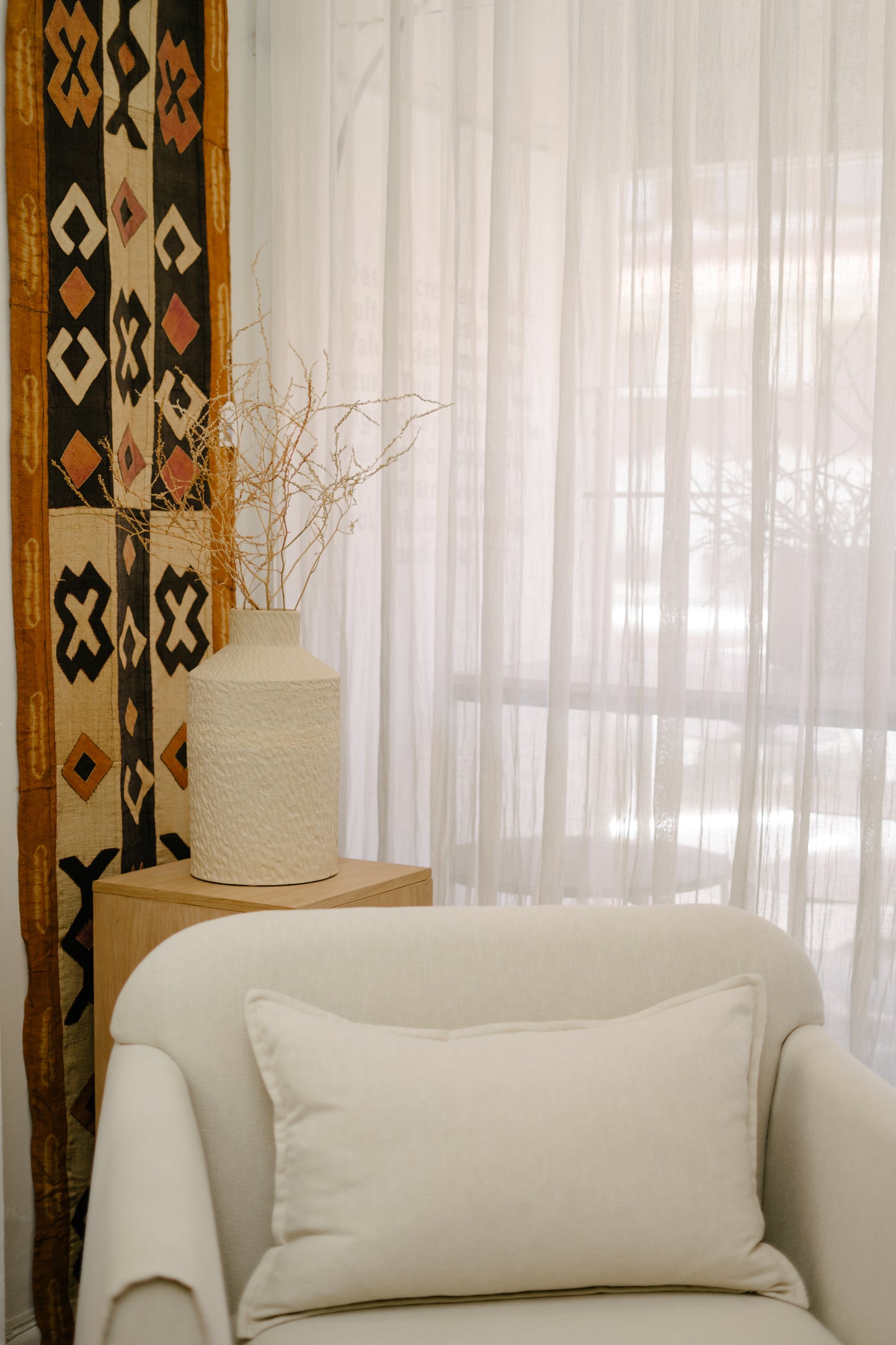 The Escarpment Chair - Fixed Seat