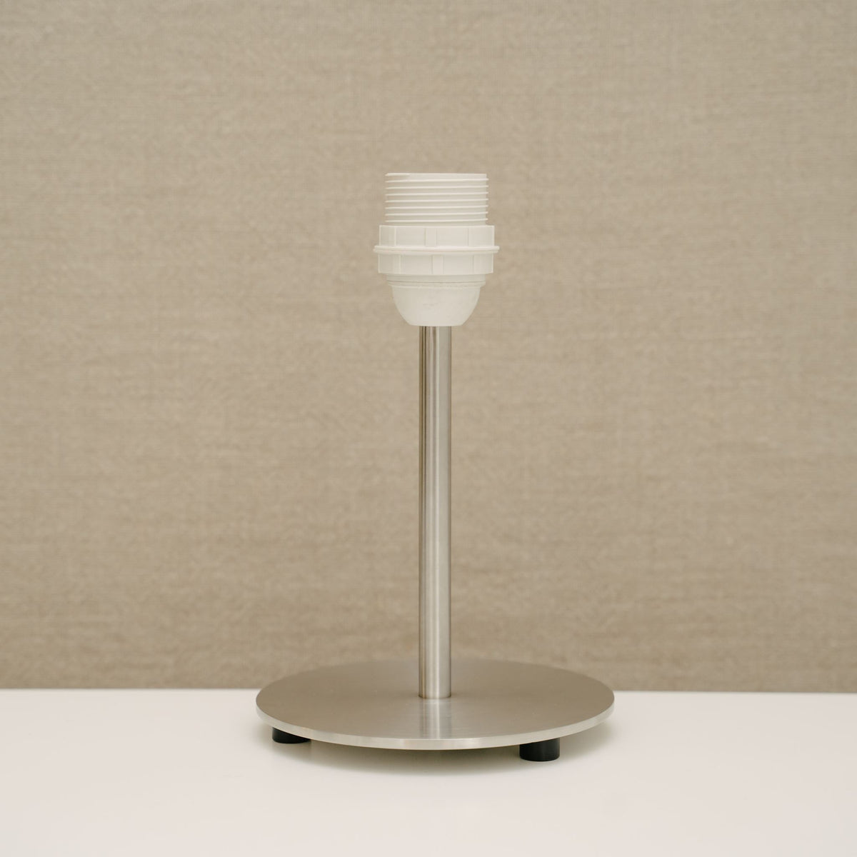 The Simple Table Lamp - Round Base