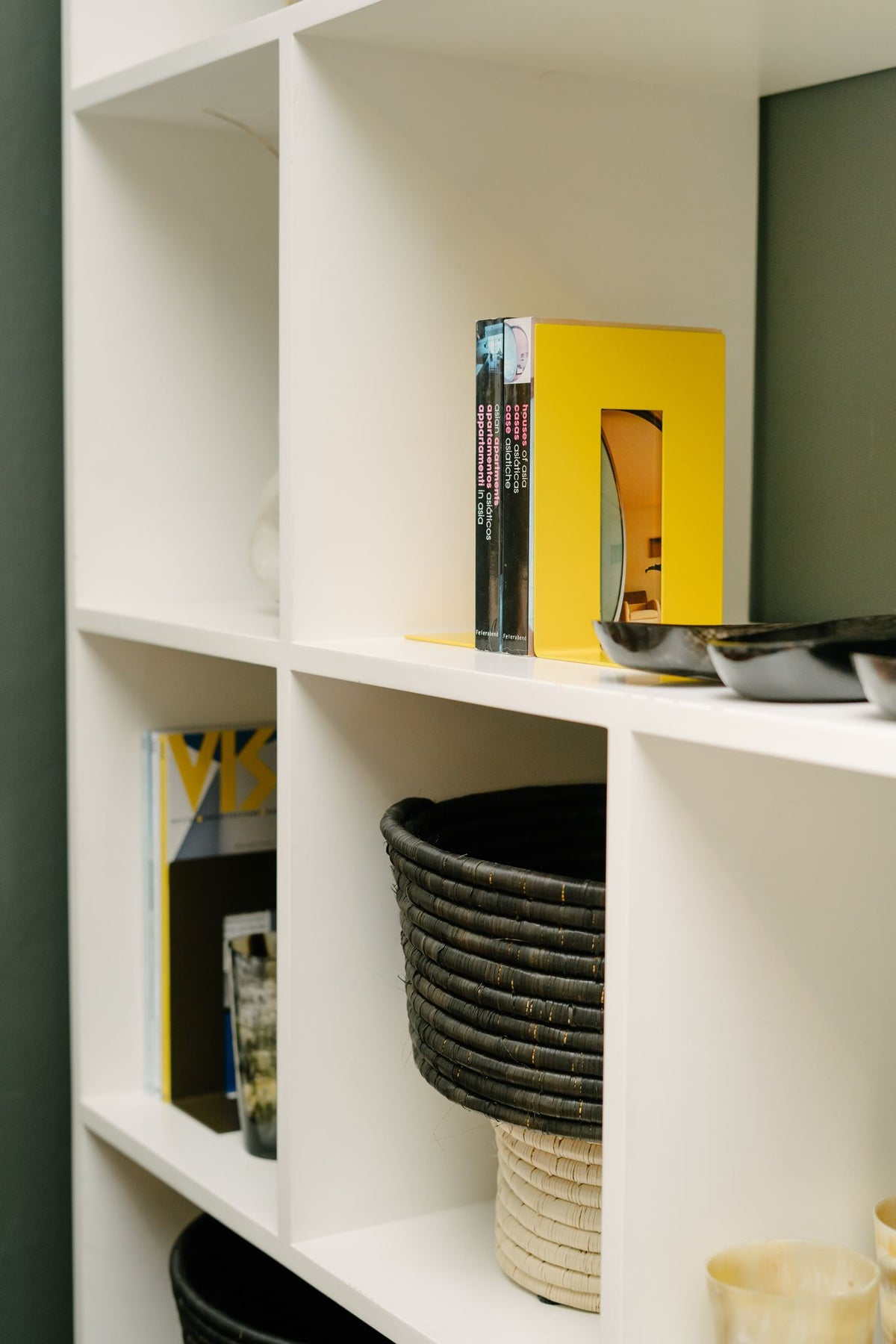 The Simple Bookend